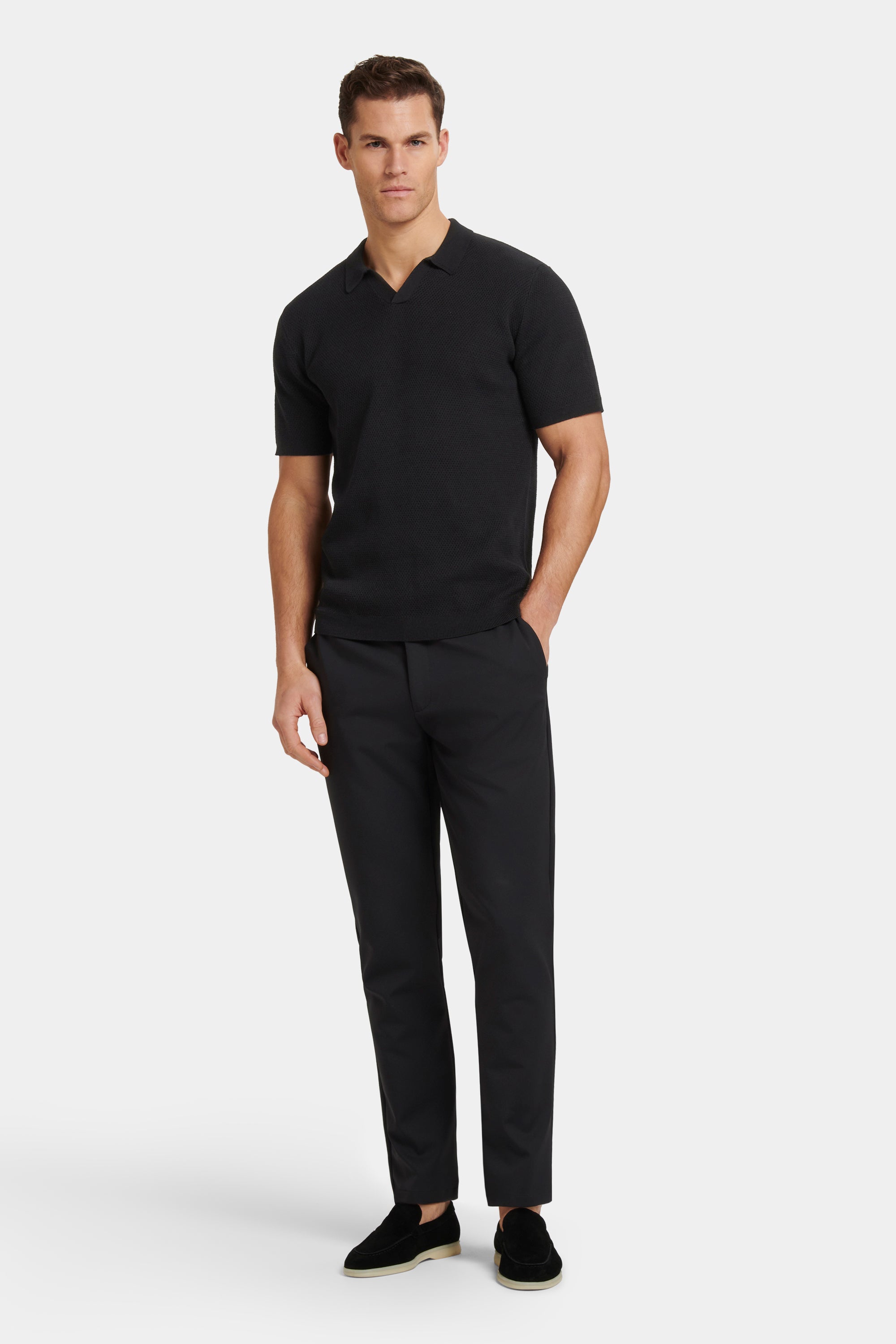THE TECH PANTS LOOK SHARP