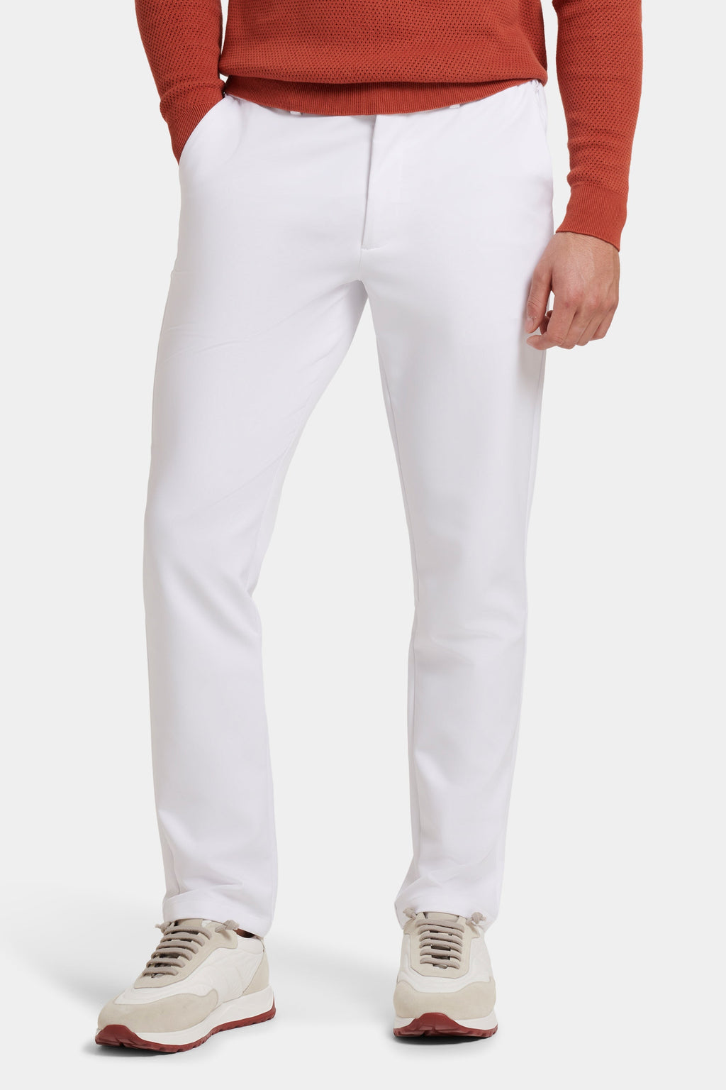 THE TECH PANTS LOOK SHARP