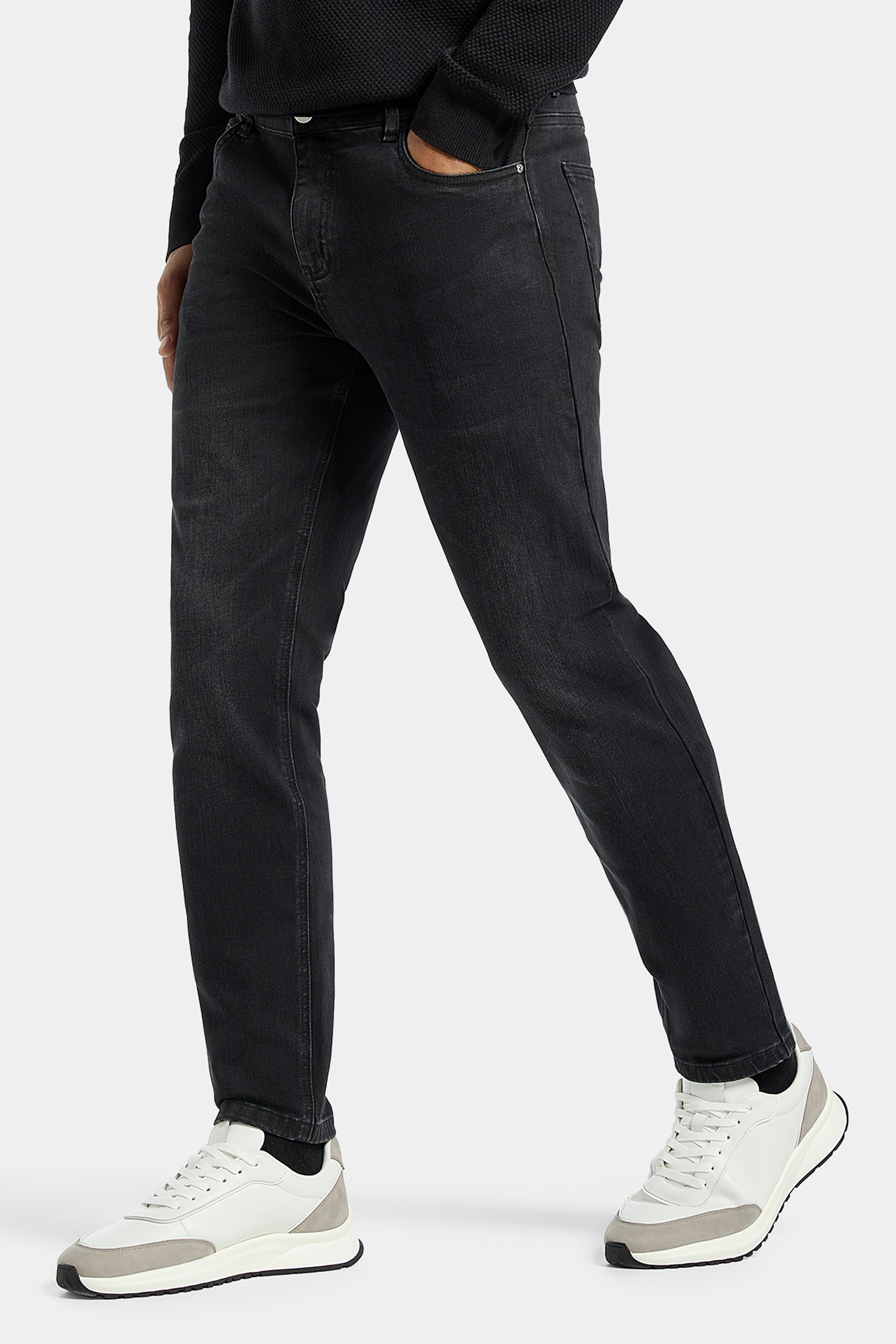 THE MATTEO SLIM JEANS