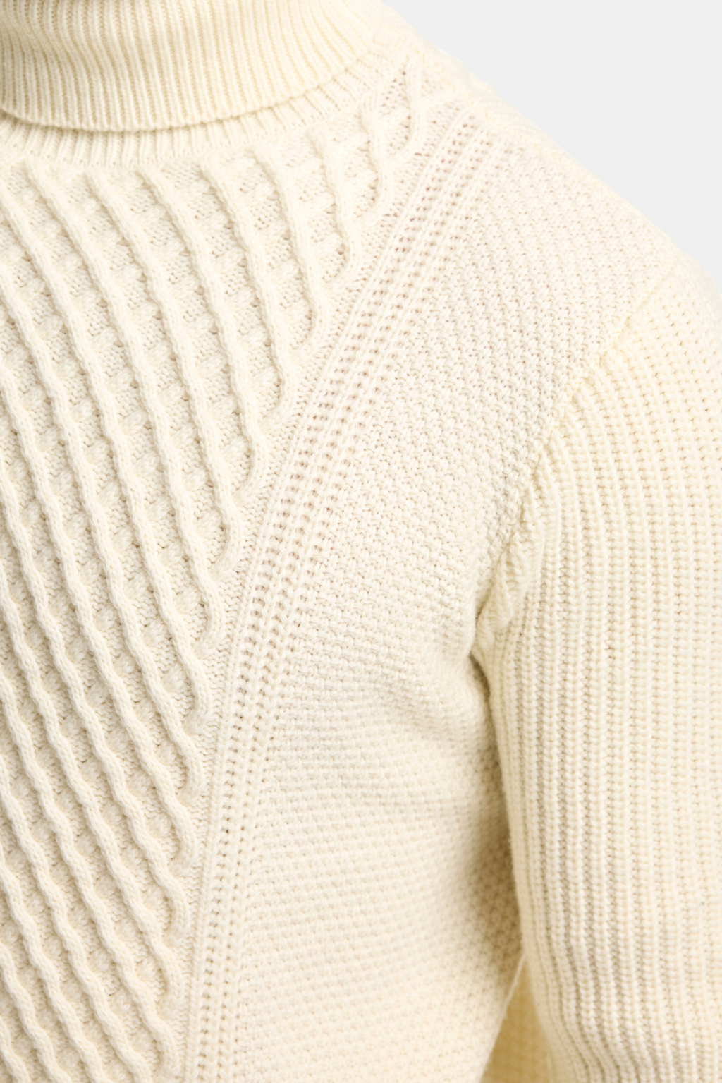 THE NICO REFINED WARMTH